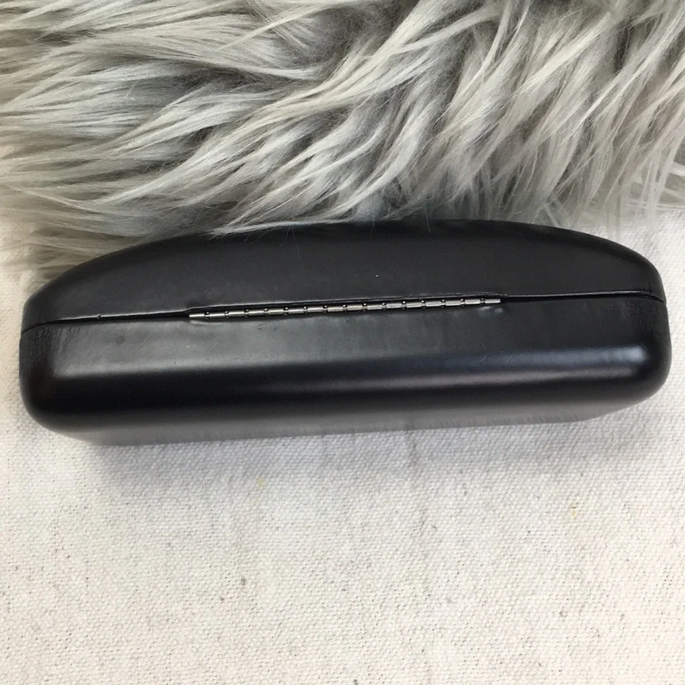 Diane Von Furstenberg Clamshell Glasses Case